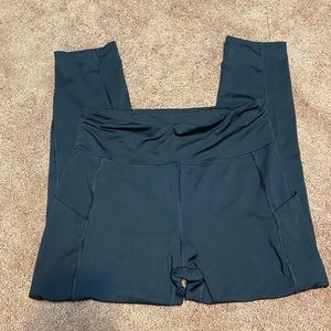 3/$12 M black leggings